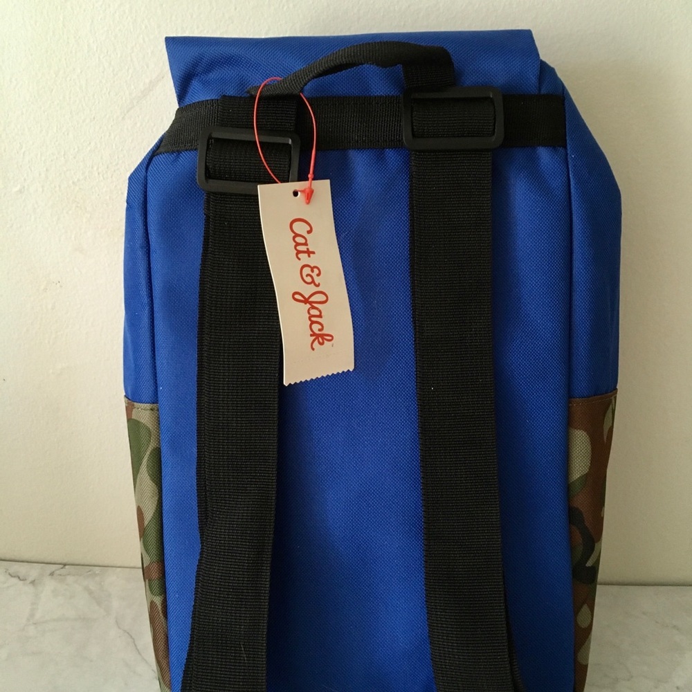Camouflage Backpack - Picture 2 of 5